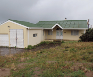 2 Bedroom House For Sale in De Kelders