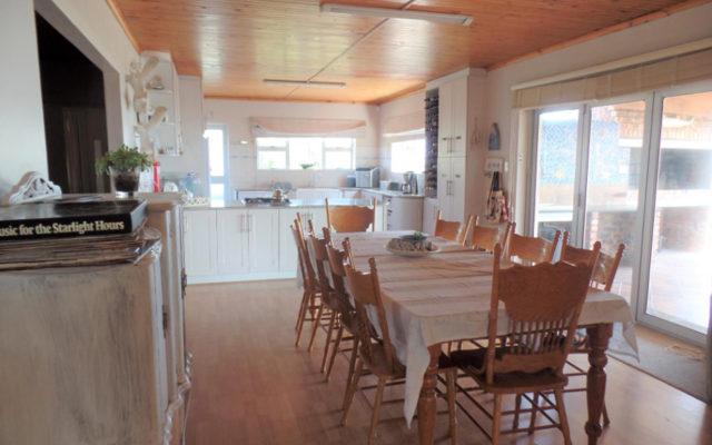 dining_area_1574157925