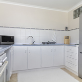 Agulhas - South Point L’Agulhas Self Catering - Kitchen