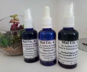 3 Favourite Herbal & Essential Oils When Traveling