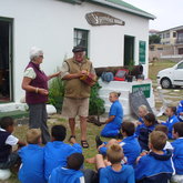 Leerders besoek Franskraal Museum