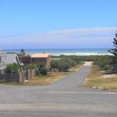 79 Crest Road, Pearly Beach View - RE/MAX Town and Country - Gansbaai