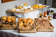 breakfast_buffet_1583487589