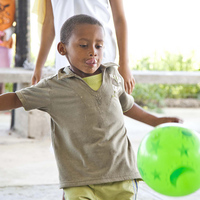 Stanford -  Creative Skills Factory - Playing Football 