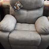 Couches - Bayside Furnishers - Xplorio™ Kleinmond