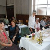 Dames kuier gesellig saam