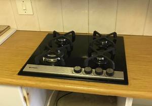 Safegas 4 Burner Gas Hob​​​​​​​ Installation