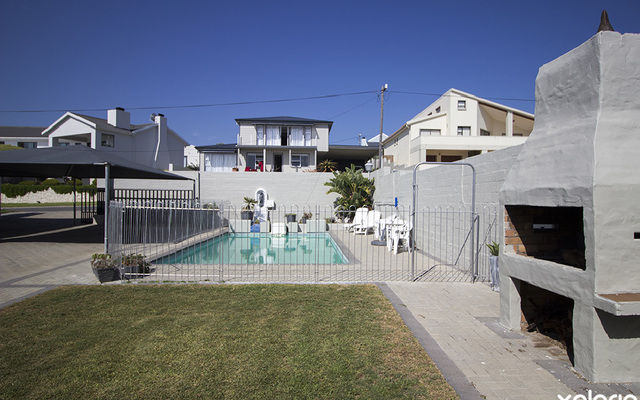 gansbaai_accommodation_on_the_rocks_bead_and_breakfast_swimming_pool_with_braai_1556110728_1595230159