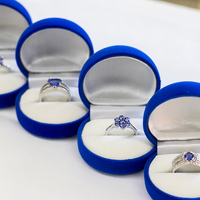 Hermanus - Tanzanites and Diamonds of Hermanus - Tanzanite Range