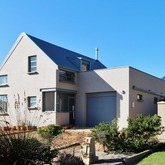 Plain Rustic Minimalistic House in Pringle Bay - Rudolf Henning Construction