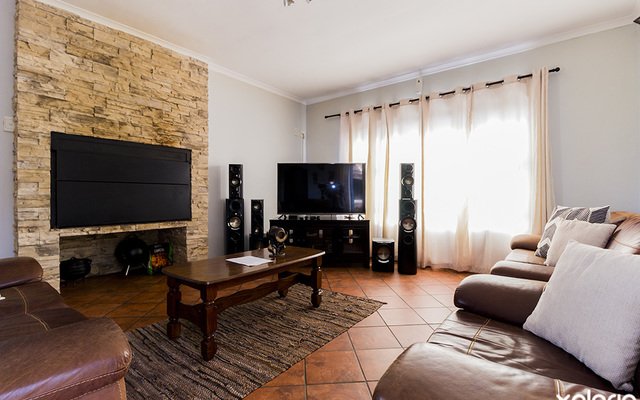 gansbaai_accommodation_the_blue_tuscan_villa_living_room_with_tv_1565946595_1596538798 gansbaai_accommodation_the_blue_tuscan_villa_living_room_with_tv_1565946595_1596538798