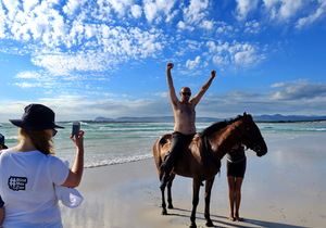 BUFFELJAGSBAAI to PEARLY BEACH, Monday 24 August 2020