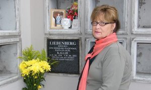 Eerste nis vir ex Koster