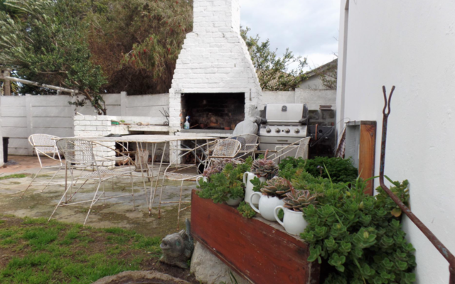 5_bed_garden_and_braai_1600148880