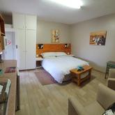 Wheelchair Friendly Accommodation - Glass Tree B&B - Bredasdorp