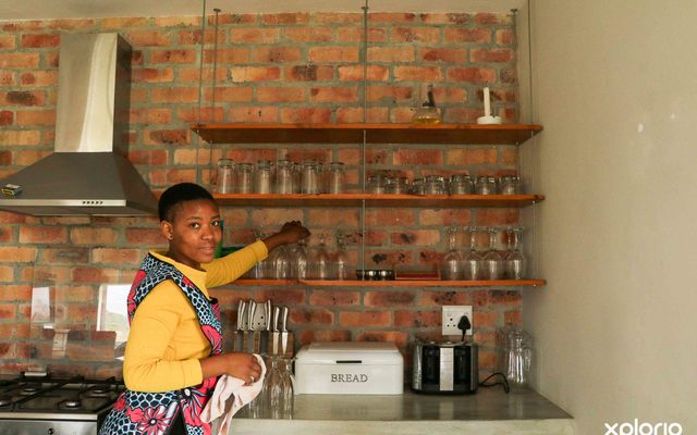 pringle_bay_businesses_happy_homes_hangklip_cleaning_glasses_1571212699_1605883025 pringle_bay_businesses_happy_homes_hangklip_cleaning_glasses_1571212699_1605883025