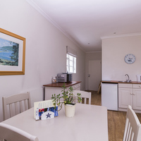 Hermanus - Anchor's Rest - Driftwood Kitchen