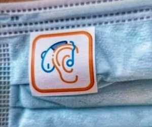 Logo on Mask for Deaf People