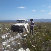 Landrover And Guest - Vleiroos Cottage @ Sandberg Fynbos Reserve - Xplorio™ Gansbaai
