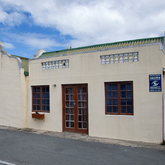 Exterior - Claws & Paws - Xplorio™ Gansbaai