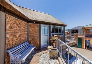 1 Apartment Available for the Long Weekend!