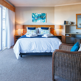 Rooms With Views of The Atlantic Ocean - Aire del Mar Guest House - Xplorio™ Gansbaai