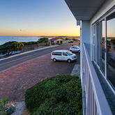 Rooms With Ocean Views - Aire del Mar Guest House - Xplorio™ Gansbaai