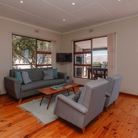 Living Area - Guppy Huys - Xplorio™ Gansbaai