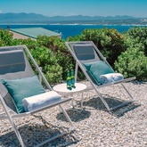 Relaxing Chairs - Guppy Huys - Xplorio™ Gansbaai