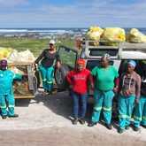 Beach Clean-up by Jason and Crew - Pearly Beach Ratepayers - Xplorio™ Gansbaai