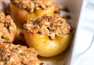 Baked Apples with Almonds
