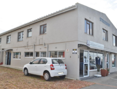 R850,000 | 2 Bedroom Apartment For Sale in Struisbaai