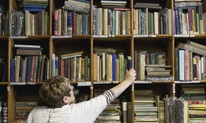 Reading Aloud Is A Great Way To Entertain The Whole Family