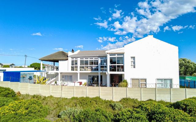 9_bed_side_view_1624355585