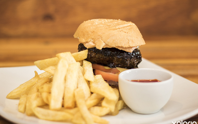 hermanus_restaurants_the_eatery_burgers_1584956845_1625137811
