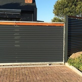 Modern Fence and Gate - The Beach House Hub - Xplorio™ Gansbaai