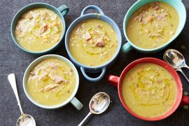 Eisbein and Pea Soup