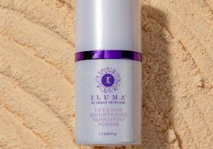 ILUMA Intense Brightening Exfoliating Powder