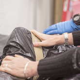 Handling Samples - The Whale Unit - Xplorio™ Hermanus