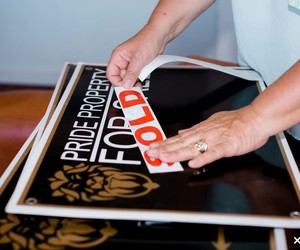 Reasons to Choose a Real Estate Agent Over “For Sale By Owner”