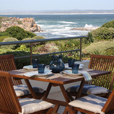 Bayview Apartment 104 - Hermanus Luxury Holiday Homes - Xplorio™ Hermanus