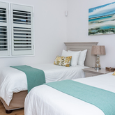 Bayview Apartment 203 - Hermanus Luxury Holiday Homes - Xplorio™ Hermanus