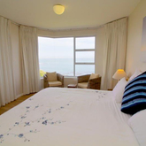 Bayview Apartment 208 - Hermanus Luxury Holiday Homes - Xplorio™ Hermanus