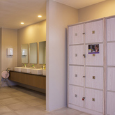 Women's Change Rooms - PROactive Fitness Hermanus - Xplorio™ Hermanus