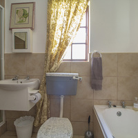 Bathroom - Agulhas Heights Self-catering Cottages - Xplorio™ Agulhas