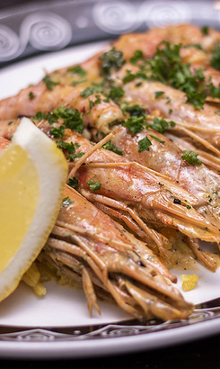 gansbaai_restaurant_blue_goose_prawn_on_bed_of_rice_1634627293