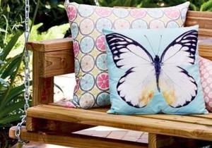 Wooden Swing Bench for your Garden