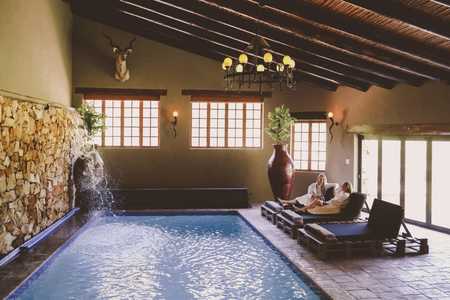 Soaring_Eagles_Guest_Lodge_and_Day_Spa_Swimming_Pool_Xplorio_Napier_1637650195