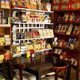 Deli-ness (adjective) When what you need is on the shelf...somewhere, and finding it is fun! Dal-Italia, creating an exclusive shopping and dining experience, at the red house on Aberdeen in Hermanus - Dal-Italia Delicatessen - Xplorio™ Hermanus