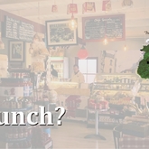 Insalata with grilled peaches, Ricotta and Buratta, alongside an Aperol Spritz Italian heaven (and healthy!), that’s a Dal-Italia lunch idea. At the red house on Aberdeen, in Hermanus - Dal-Italia Delicatessen - Xplorio™ Hermanus